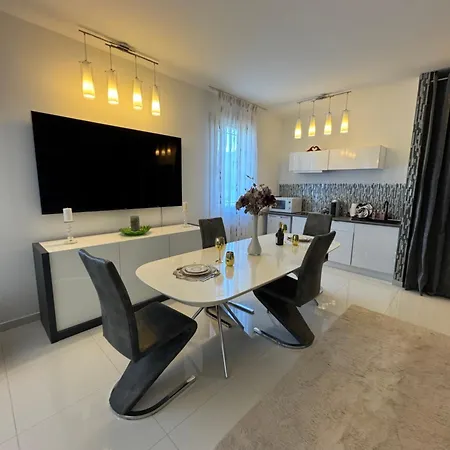 Apartman Maison Ariana